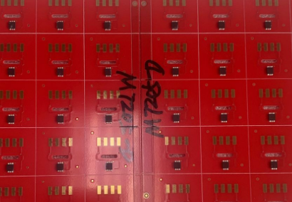 Треснувшая плата для принтера VJ 1580/1680/1880